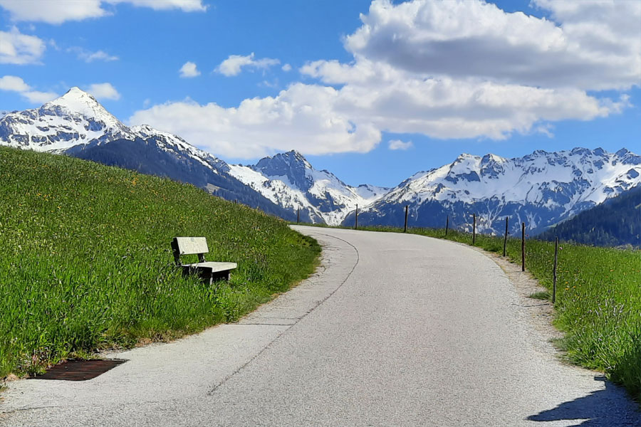 Mittlerer Höhenweg von Alpbach nach Inneralpbech
